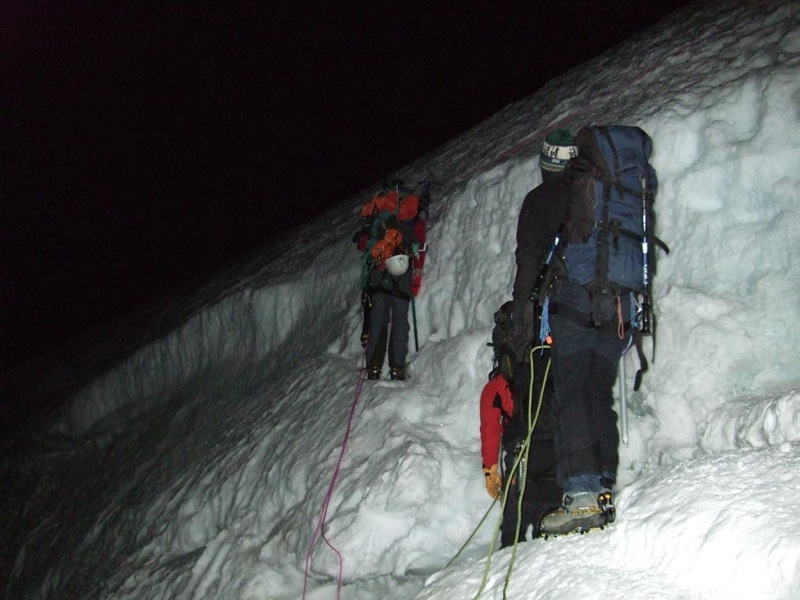 Illustration for article titled Mont Blanc Jacuzzi Party at 15,711 Feet Was Low on Oxygen, High on Booze
